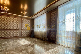 Продается 4-комнатная квартира, ул. Дзержинского, 92к2